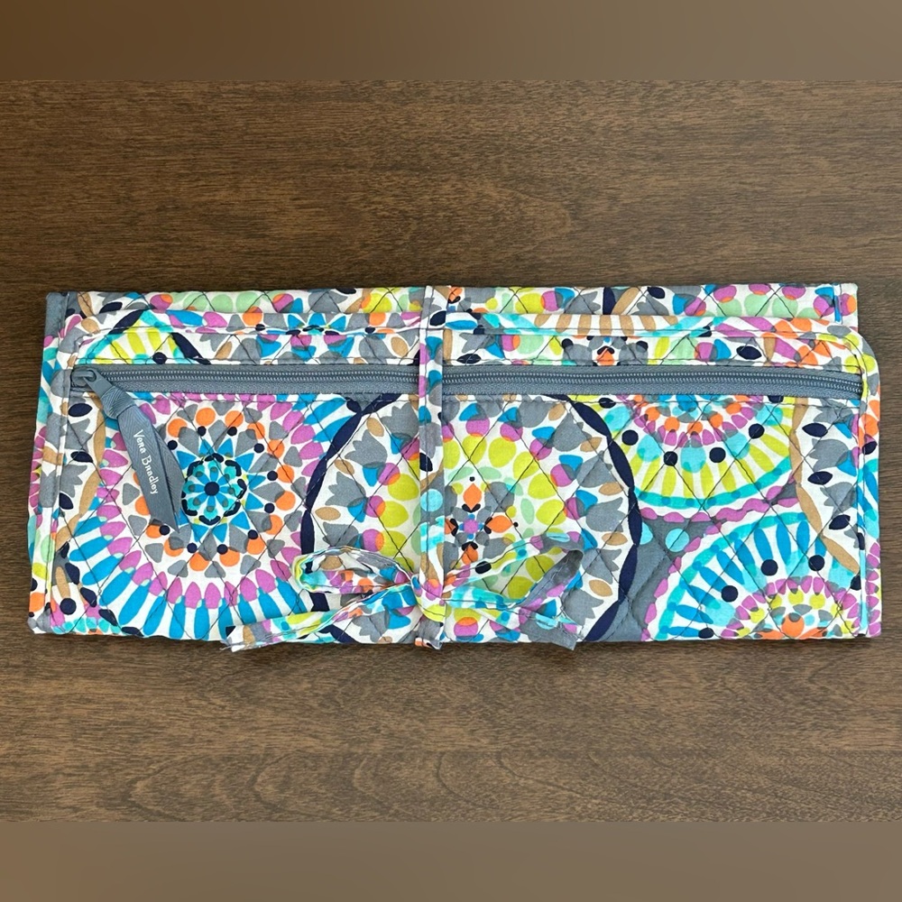 NWOT VERA BRADLEY CURLING AND FLAT IRON QUILTED TRAVEL COVER ~ SUNNY MEDALLION